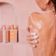 Signature Beaming Body Wash- Mini